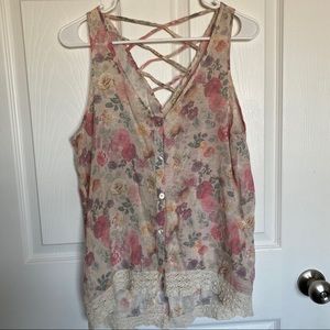 💫 BOGO Flowery Top